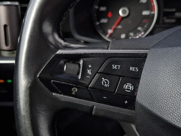 SEAT Leon 2021 — imagine 8