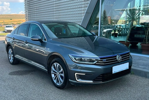VOLKSWAGEN Passat 2017 — imagine 2
