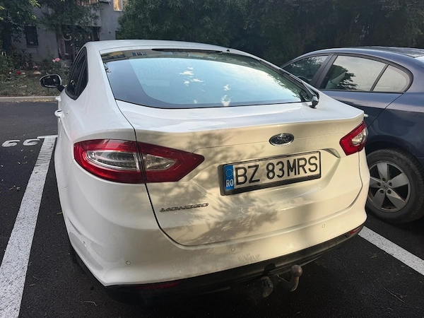 FORD Mondeo 2015 — imagine 2