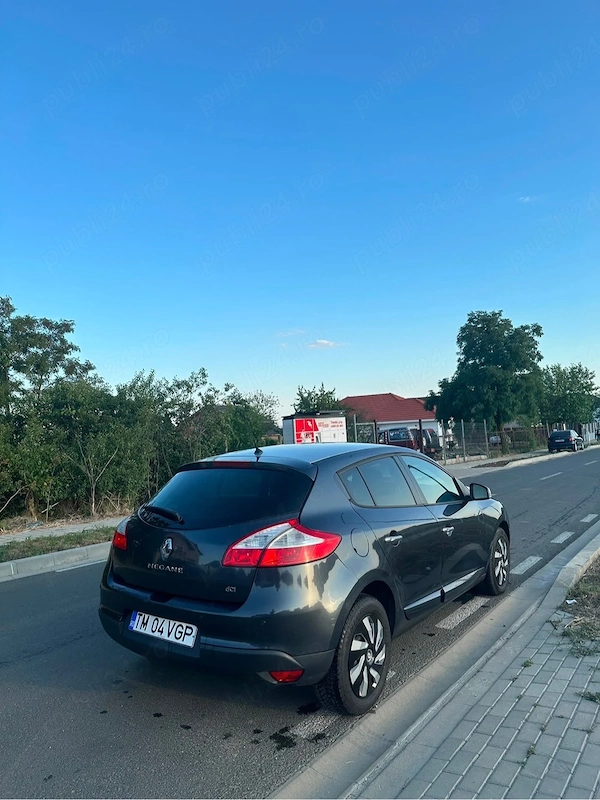 RENAULT Megane 2011 — imagine 2