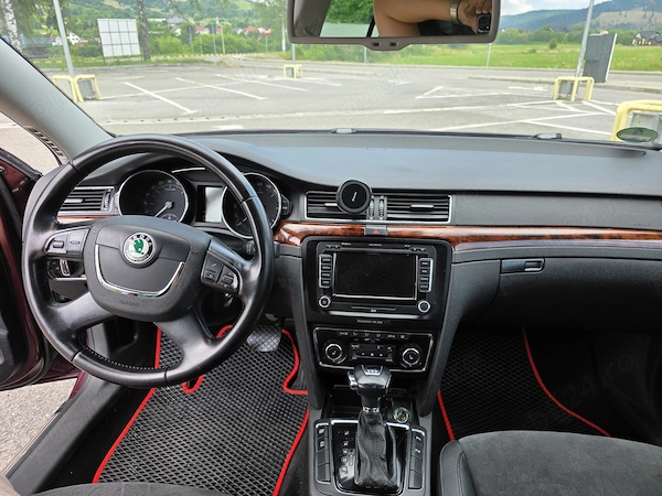 SKODA Superb 2009 — imagine 35