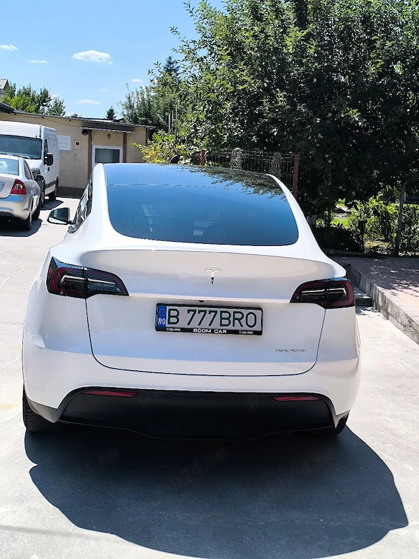 TESLA Model Y 2023 — imagine 5