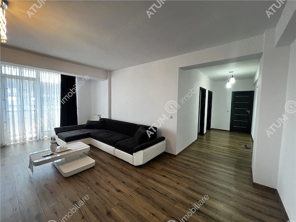 Apartament 3 camere 2 balcoane etaj intermediar zona Doamna Stanca — fotografia 1