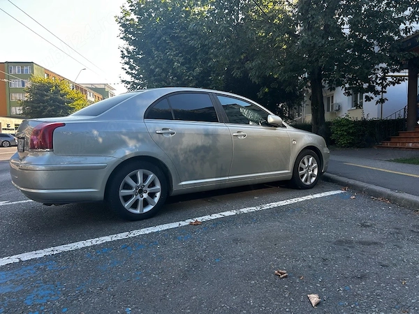 TOYOTA Avensis 2005 — imagine 2