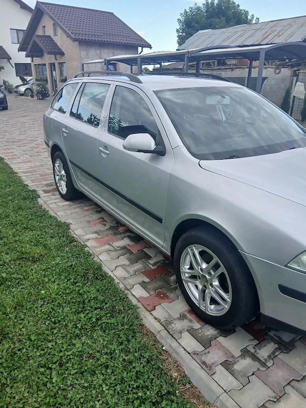 SKODA Octavia 2008 — imagine 3