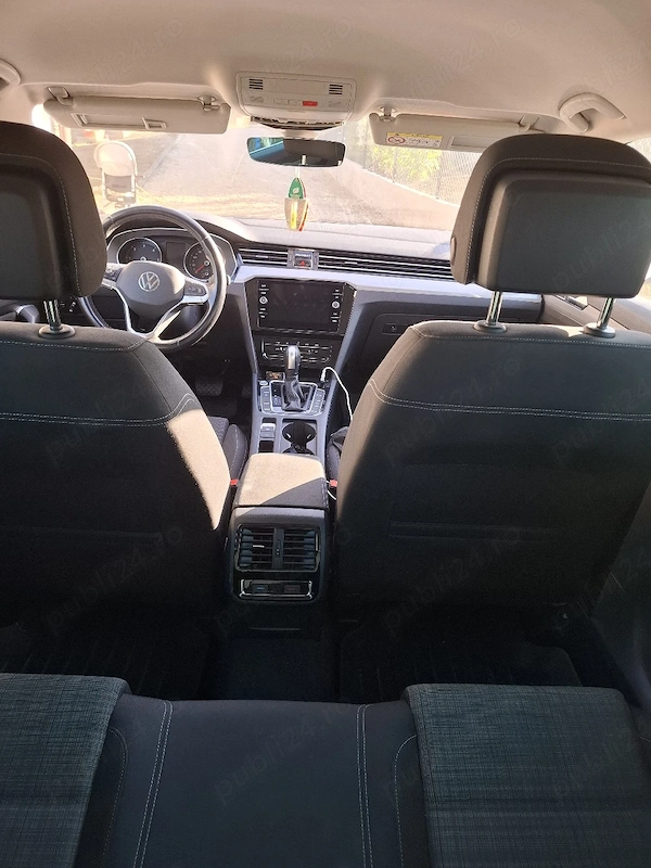 VOLKSWAGEN Passat 2021 — imagine 3