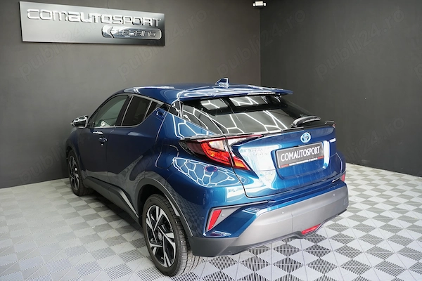 TOYOTA C-HR 2023 — imagine 4