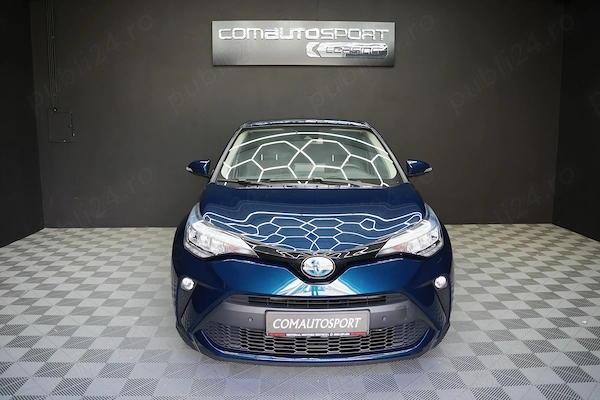 TOYOTA C-HR 2023 — imagine 2