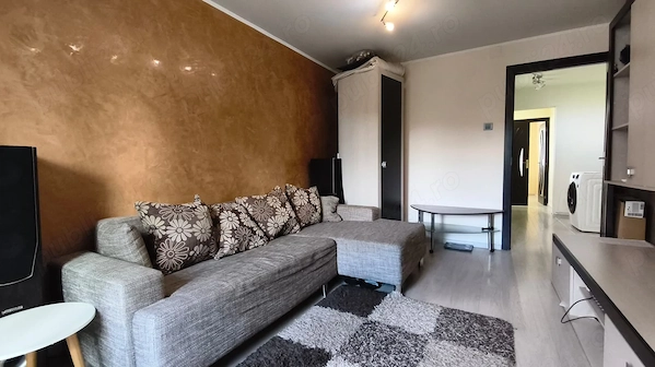 Apartament decomandat 2 camere in Deva, zona Micro 15, Et. 3 — fotografia 1