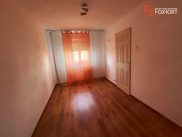 COMISION 0% Apartament cu 2 camere de vanzare in Arad, zona Fortuna — fotografia 3