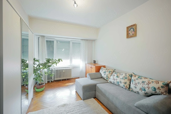 Apartament 3 Camere, Ultracentral, De Închiriat pe lună — fotografia 1