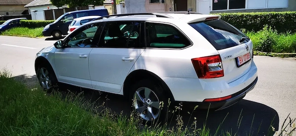 SKODA Octavia 2019 — imagine 3