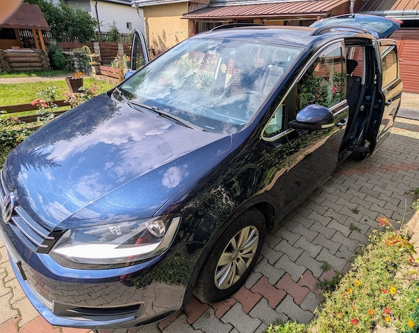 VOLKSWAGEN Sharan