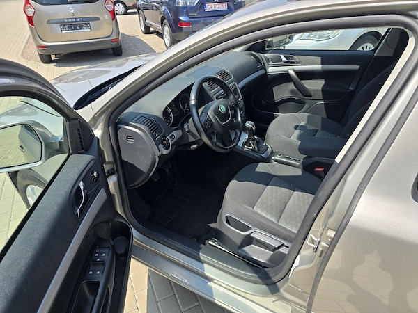 SKODA Octavia 2013 — imagine 11