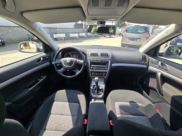 SKODA Octavia 2013 — imagine 9