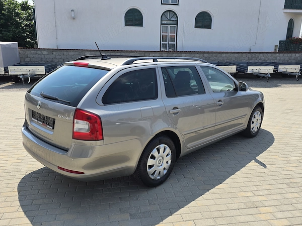 SKODA Octavia 2013 — imagine 4
