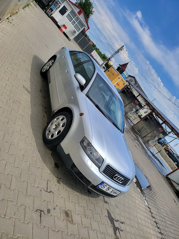 AUDI A4 2005 — imagine 9