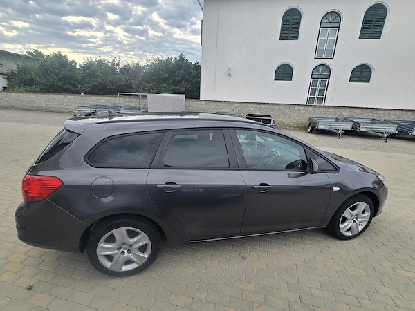 OPEL Astra 2011 — imagine 5