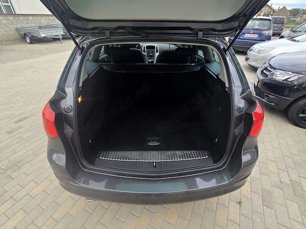 OPEL Astra 2011 — imagine 10