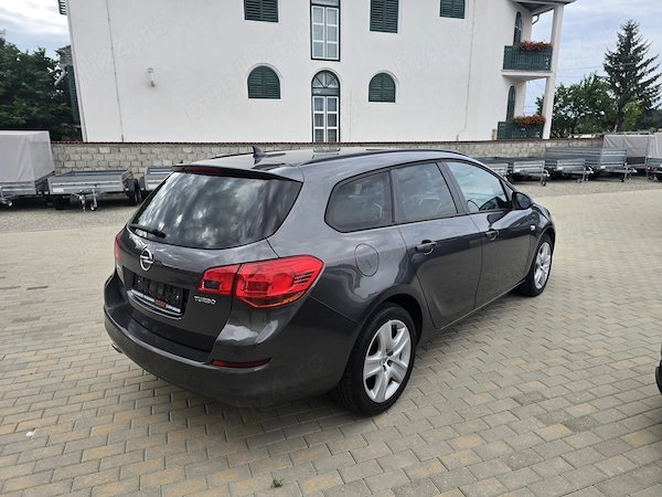 OPEL Astra 2011 — imagine 4