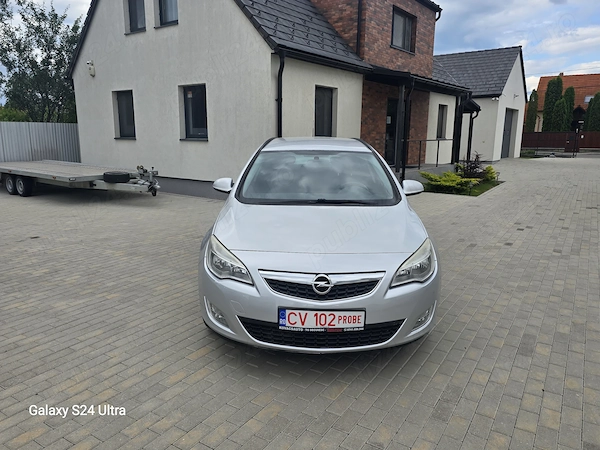 OPEL Astra 2011 — imagine 7