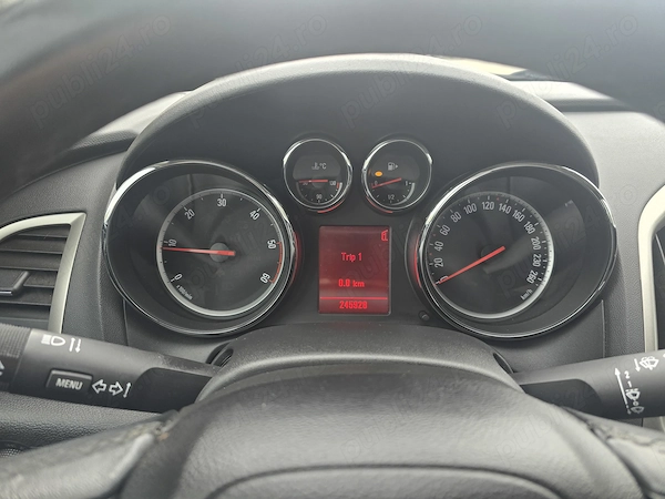 OPEL Astra 2011 — imagine 18
