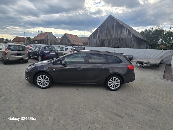 OPEL Astra 2013 — imagine 6