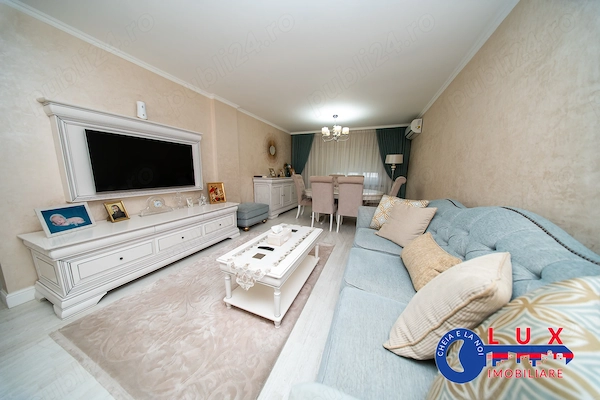 ID 3573 Apartament 3 camere LA CHEIE- Strada Babadag ULTRACENTRAL — fotografia 1
