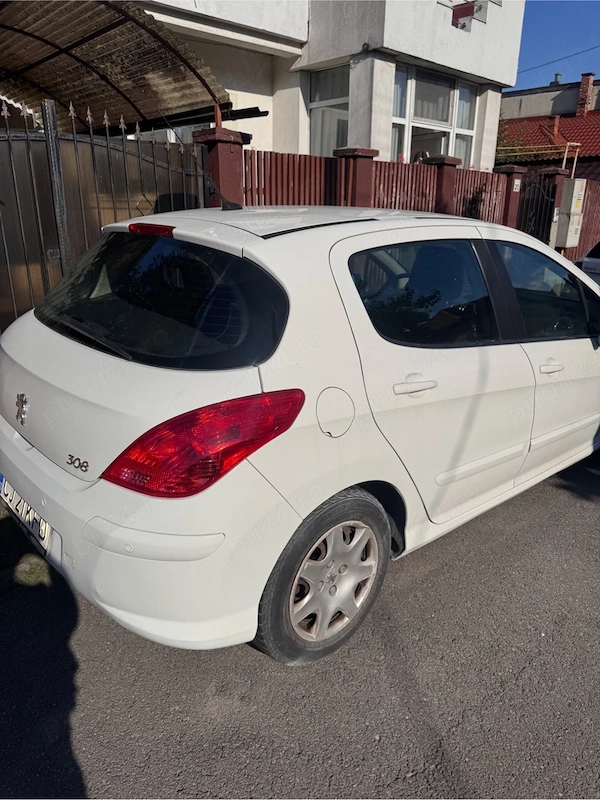 PEUGEOT 308 2011 — imagine 4