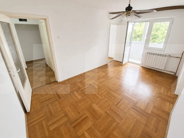 Apartament 3 camere, 42 mp, zona Sagului — fotografia 1