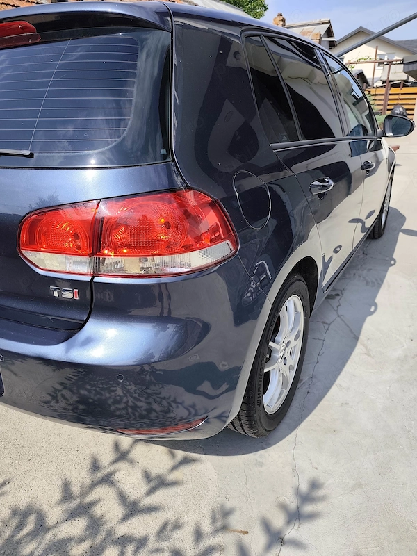 VOLKSWAGEN Golf 2010 — imagine 7