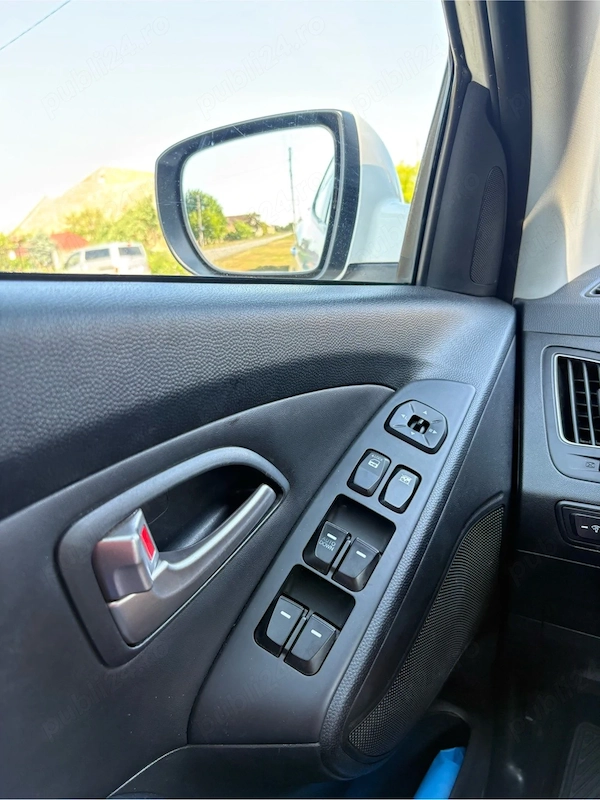 HYUNDAI ix35 2013 — imagine 3