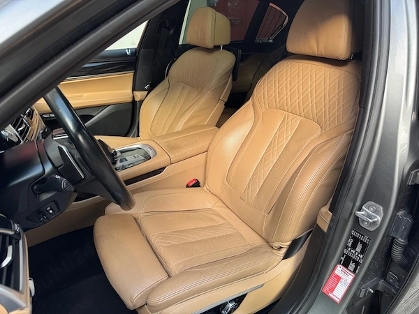 BMW 7 Series 2016 — imagine 9