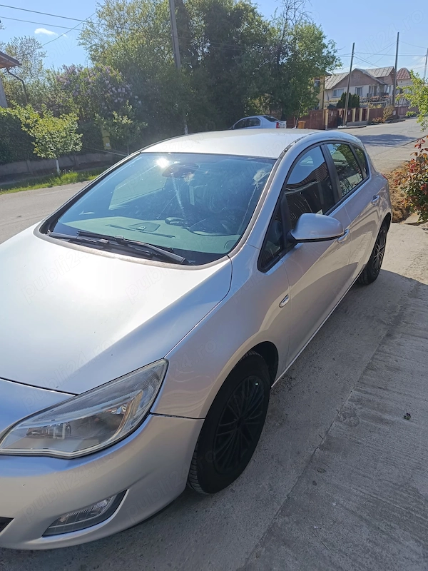 OPEL Astra 2010 — imagine 2