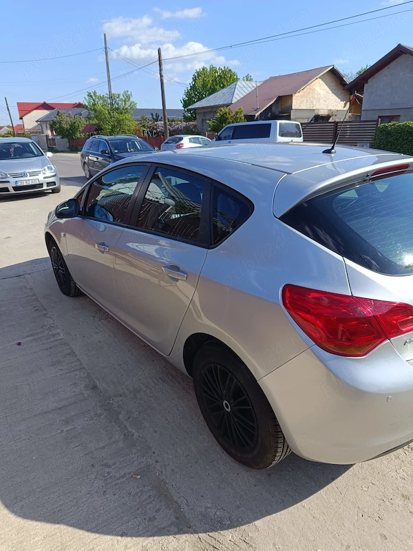 OPEL Astra 2010 — imagine 3