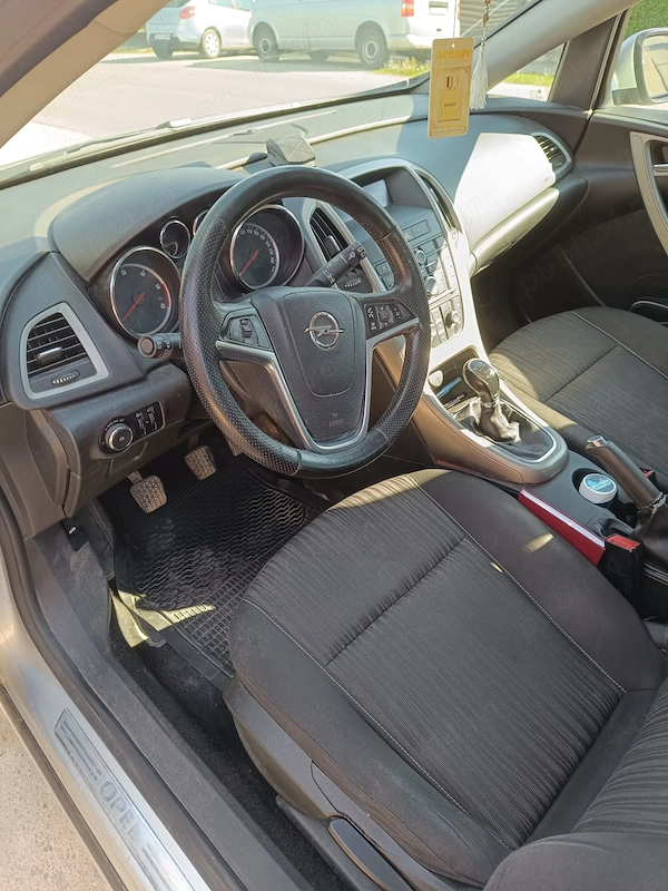 OPEL Astra 2010 — imagine 4