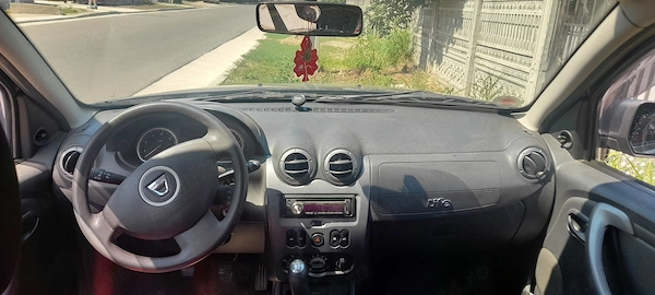DACIA Duster 2010 — imagine 4