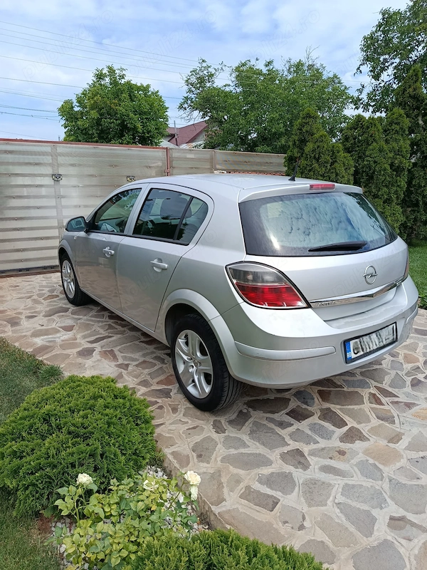 OPEL Astra 2010 — imagine 2