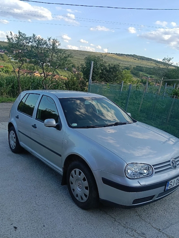 VOLKSWAGEN Golf 2002 — imagine 5