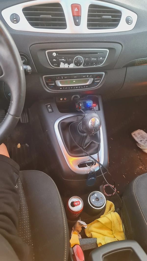 RENAULT Grand Scenic 2010 — imagine 8