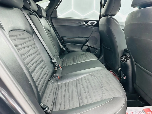 KIA Pro Ceed 2022 — imagine 7