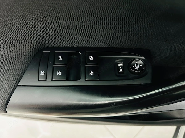 OPEL Astra 2017 — imagine 11