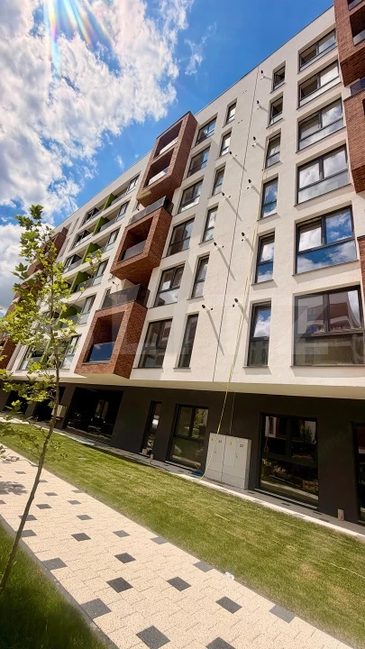 Apartament cu 4 camere, semifinisat, 79 mp utili, 2 bai, parcare, zona Somesului — fotografia 2