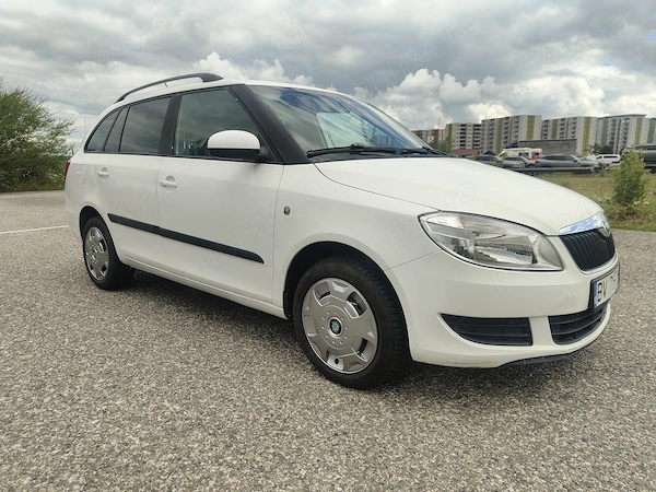 SKODA Fabia 2012 — imagine 2