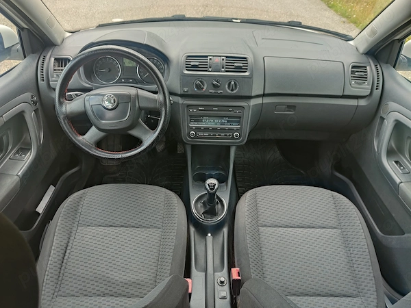 SKODA Fabia 2012 — imagine 5