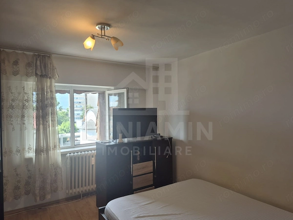 3 camere Sarari 75mp Piata din Valea Rosie 2bai bilateral teava gaze — fotografia 1