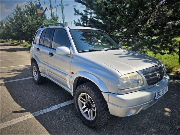 SUZUKI Grand Vitara