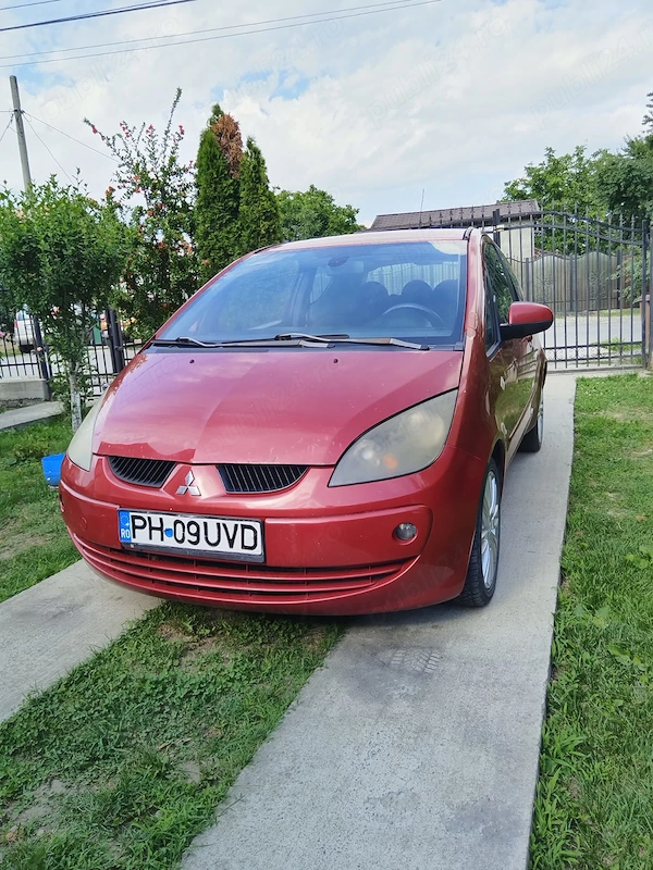 MITSUBISHI Colt