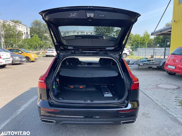 VOLVO V60 Cross Country 2022 — imagine 10