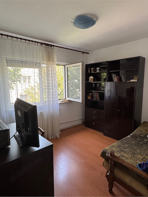 Apartament de vanzare 4 camere Inel 2 Constanta — fotografia 1